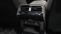 2024 BMW 5-Series 520i M Sport, белый — фото 19