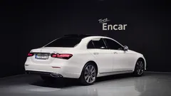 2021 Mercedes-Benz E-Class E450 4MATIC Exclusive, белый — фото 2