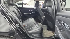 2022 BMW 3-Series 320e Luxury — фото 12