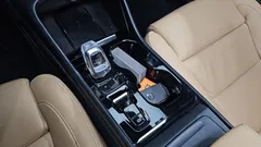 2022 Volvo XC40 B4 Inscription, чёрный — фото 9