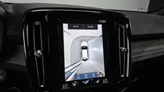 2022 Volvo XC40 B4 Inscription, чёрный — фото 15