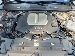 2021 Audi RS7 4.0 TFSI Quattro, серо-серебристый — фото 8