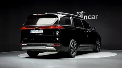 2022 Kia Carnival Diesel 9-Seater Signature — фото 2