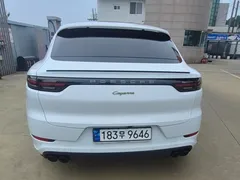 2023 Porsche Cayenne 3.0 E-HYBRID PLATINUM EDITION — фото 5