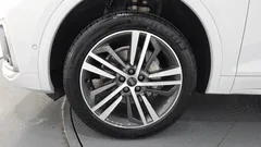2023 Audi Q5 45 TFSI Quattro Premium — фото 5