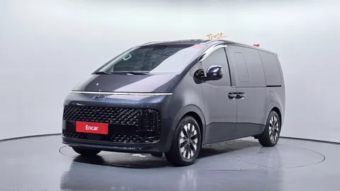 2023 Hyundai Staria 4WD Lounge 9-Seater