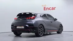 2021 Hyundai Veloster 2.0 N, серо-серебристый — фото 2