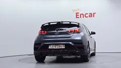 2021 Hyundai Veloster 2.0 N, серо-серебристый — фото 4