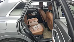 2022 Audi Q3 35 TDI Quattro Premium — фото 11