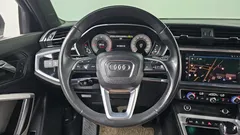 2022 Audi Q3 35 TDI Quattro Premium — фото 15