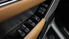 2022 Land Rover Range Rover Velar 3.0 P400 R-Dynamic HSE — фото 17