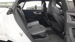 2023 Audi Q8 55 TFSI Quattro Premium, белый — фото 12