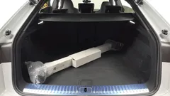 2023 Audi Q8 55 TFSI Quattro Premium, белый — фото 20