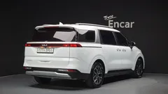2023 Kia Carnival Gasoline 9-Seater Prestige — фото 2