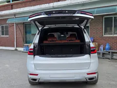 2024 BMW X7 xDrive 40i Design Pure Excellence 6-Seater — фото 7