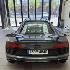 2021 Audi R8 5.2 V10 Performance Coupe, серый — фото 4