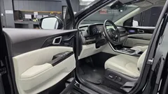 2023 Kia Carnival Gasoline 7-Seater Signature — фото 10