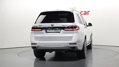 2024 BMW X7 xDrive 40d Design Pure Excellence 7-Seater — фото 4