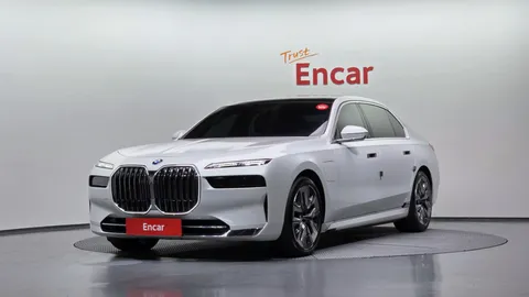 2023 BMW 7-Series 750e xDrive Design Pure Excellence
