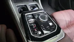 2023 BMW 7-Series 750e xDrive Design Pure Excellence — фото 9