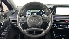 2023 Hyundai Sonata 2.0 — фото 13