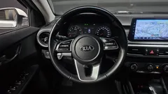 2021 Kia K3 Standard, белый — фото 17