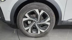 2023 Renault Samsung XM3 1.6 E-TECH Inspire — фото 5