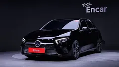 2021 Mercedes-Benz A-Class A220 Hatchback, чёрный — фото 1