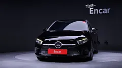 2021 Mercedes-Benz A-Class A220 Hatchback, чёрный — фото 3