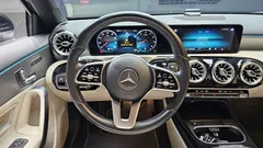 2021 Mercedes-Benz A-Class A220 Hatchback, чёрный — фото 13