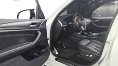 2022 BMW X3 xDrive 30e M Sports Pro — фото 10