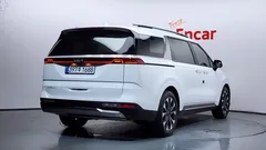 2023 Kia Carnival Diesel 9-Seater Signature — фото 2