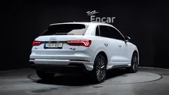2023 Audi Q3 35 TDI Quattro Premium — фото 2