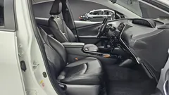 2022 Toyota Prius 1.8, белый — фото 12