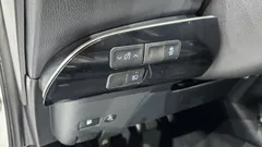 2022 Toyota Prius 1.8, белый — фото 20