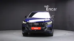 2022 Audi Q8 55 TFSI Quattro Premium — фото 3