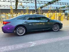 2021 Toyota Avalon 2.5 Hybrid, голубой — фото 2