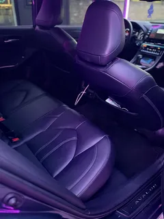 2021 Toyota Avalon 2.5 Hybrid, голубой — фото 7
