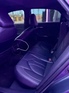 2021 Toyota Avalon 2.5 Hybrid, голубой — фото 20