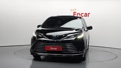 2021 Toyota Sienna 2.5 Hybrid AWD, чёрный — фото 3