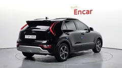 2022 Kia Niro Prestige — фото 2