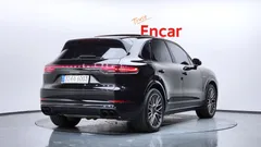 2023 Porsche Cayenne 3.0 E-HYBRID PLATINUM EDITION — фото 2