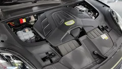 2023 Porsche Cayenne 3.0 E-HYBRID PLATINUM EDITION — фото 6