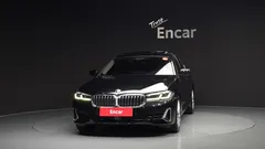 2022 BMW 5-Series 530i xDrive Luxury — фото 3