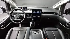 2022 Hyundai Staria Cargo 5-Seater — фото 7
