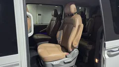 2023 Hyundai Staria Lounge 9-Seater — фото 16