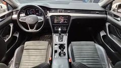 2022 Volkswagen Passat 2.0 TDI Premium — фото 7