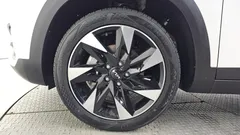 2023 Kia Seltos Gasoline 1.6 Turbo 2WD, белый — фото 5