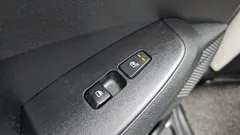 2023 Kia Seltos Gasoline 1.6 Turbo 2WD, белый — фото 18