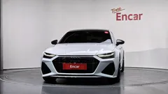 2021 Audi RS7 4.0 TFSI Quattro, белый — фото 3